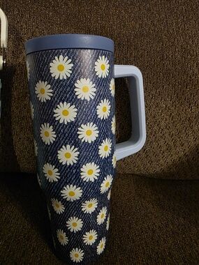 Blue Daisy Travel Mug with Light Blue Handle - Floral Insulated Tumbler